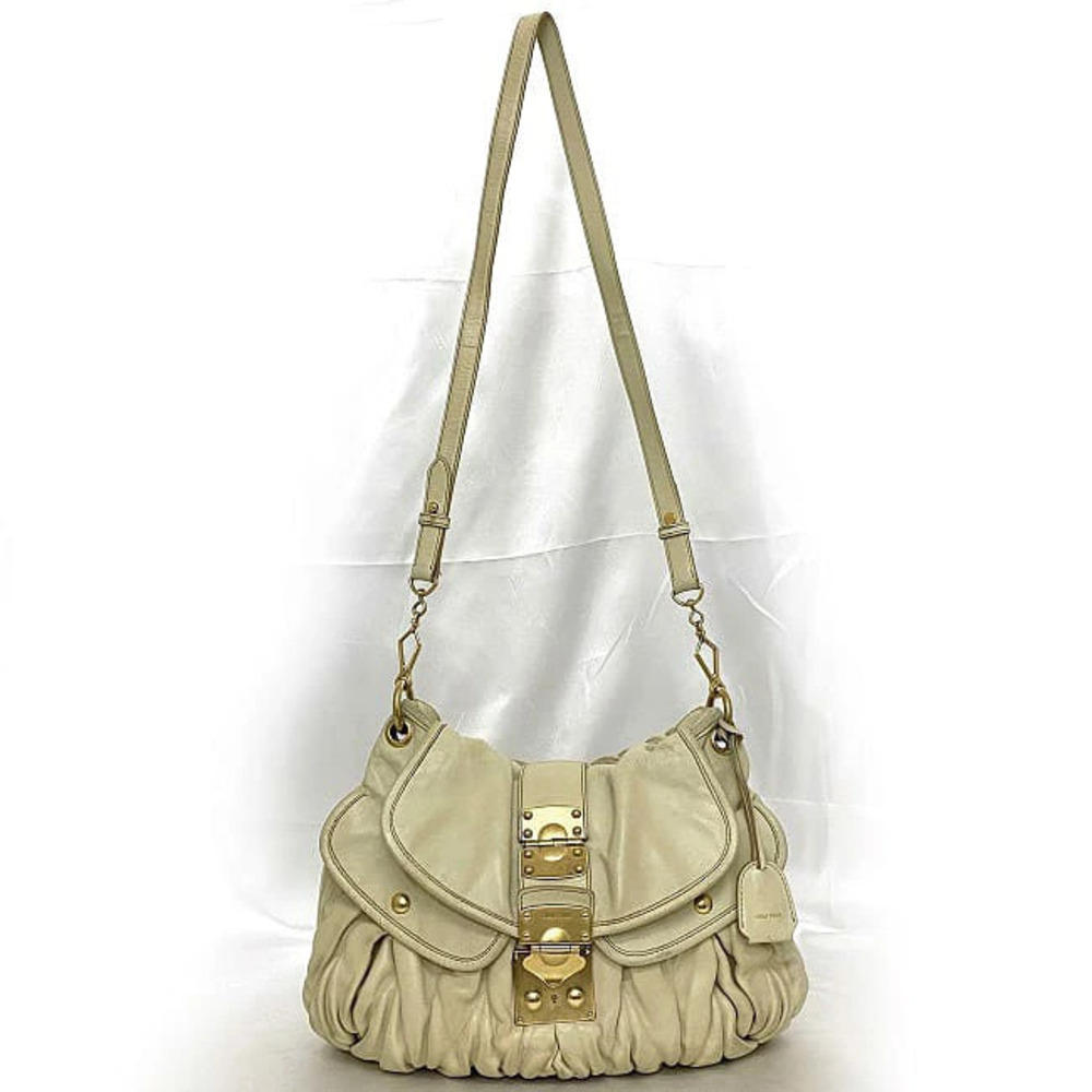 Miu Miu Leather Gathered Matelasse Bag Key White Shoulder Cream Flap Shoulder